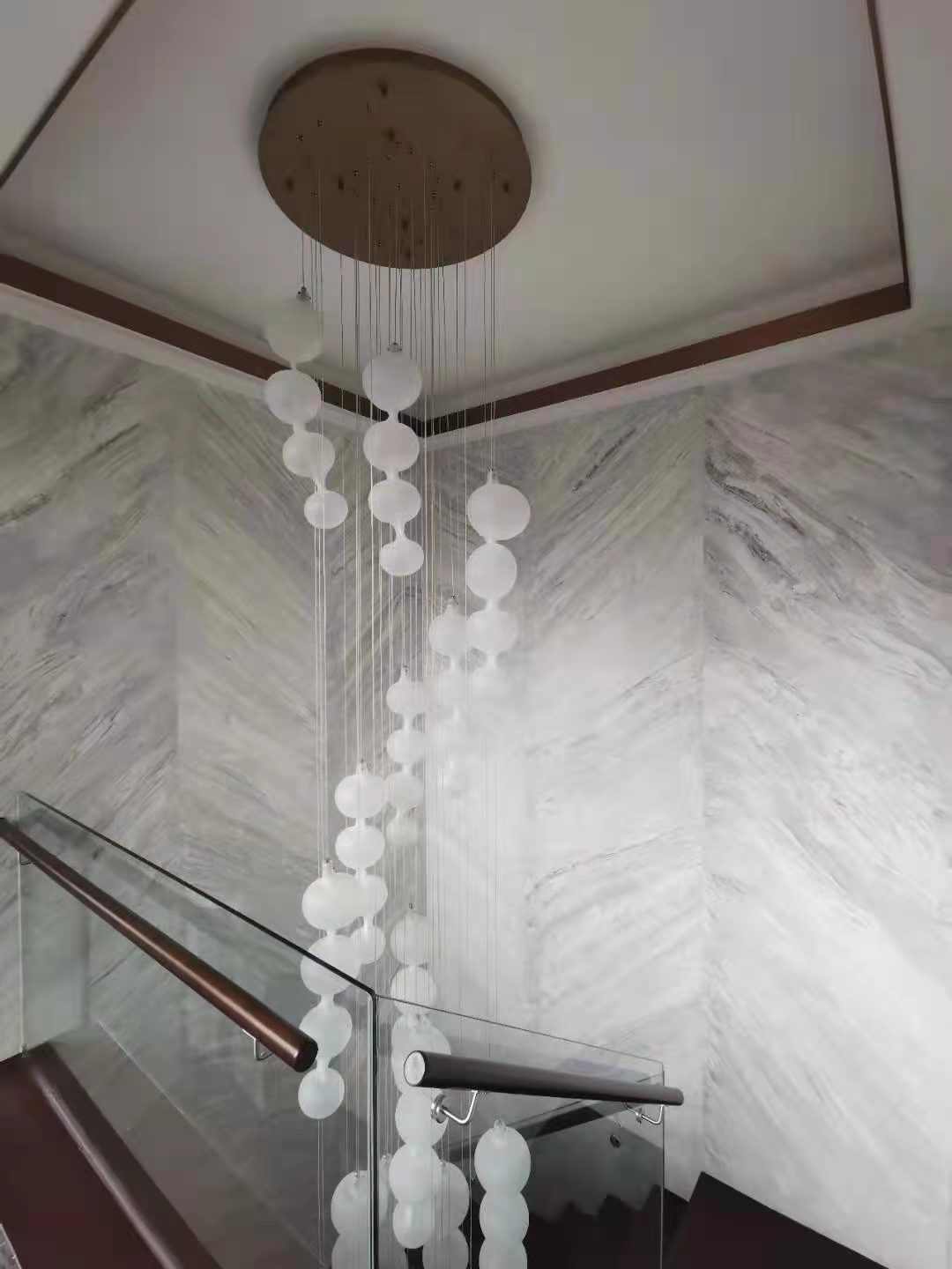 珠海御景龙湖别墅硅藻泥施工打造奢华空间(图3)