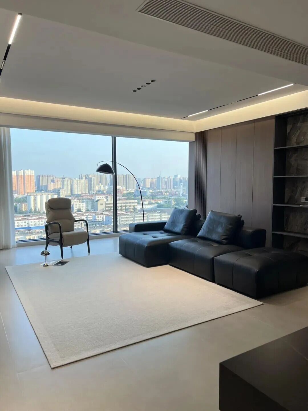 140㎡，轻硬装重软装，打造干干净净的舒适小家